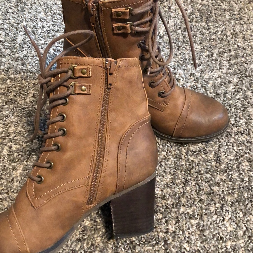 Madden Girl Lace-up Boots - Picture 6 of 7